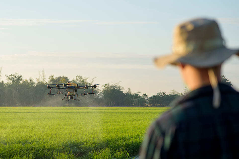 drone and multicopter_96